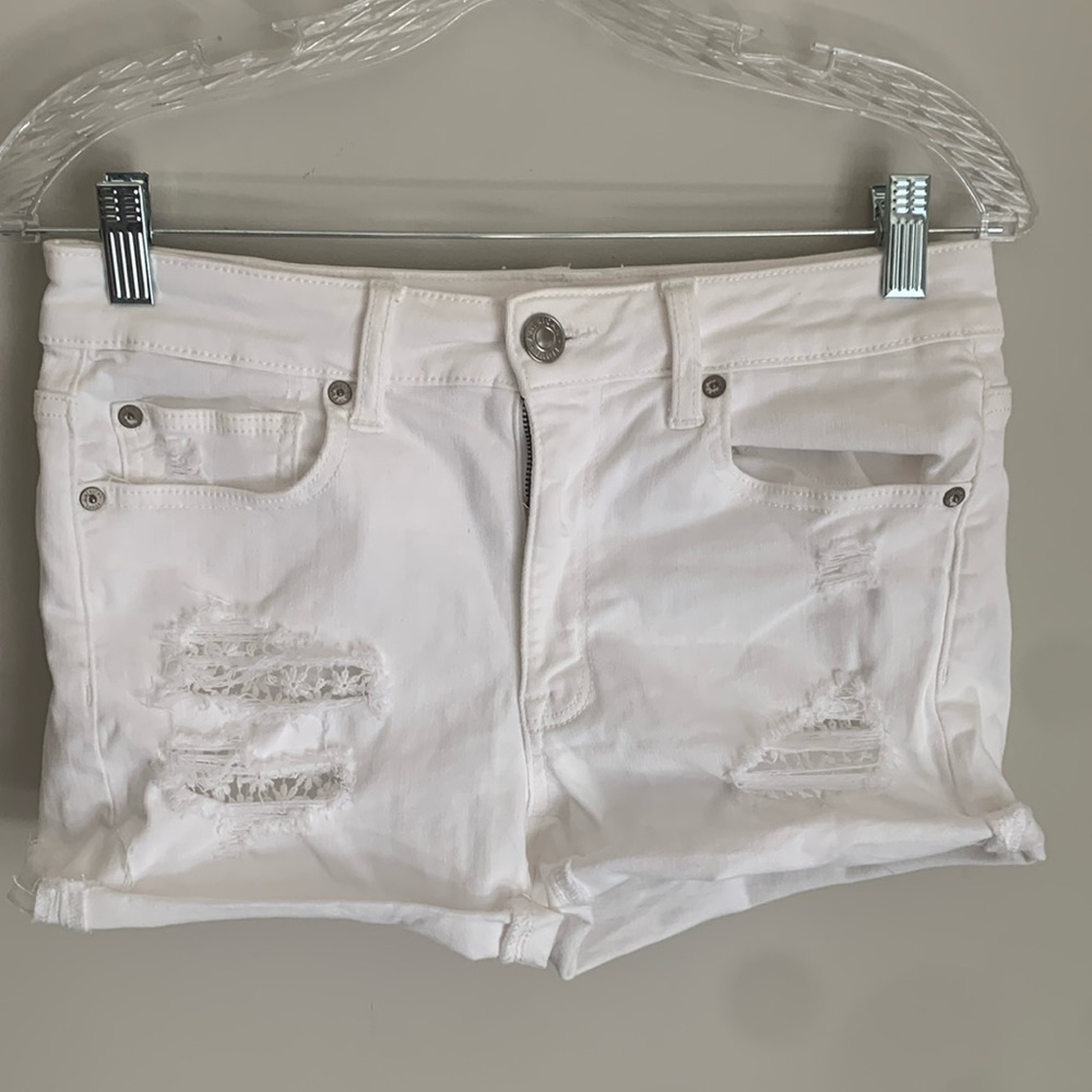 White short by American Eagle